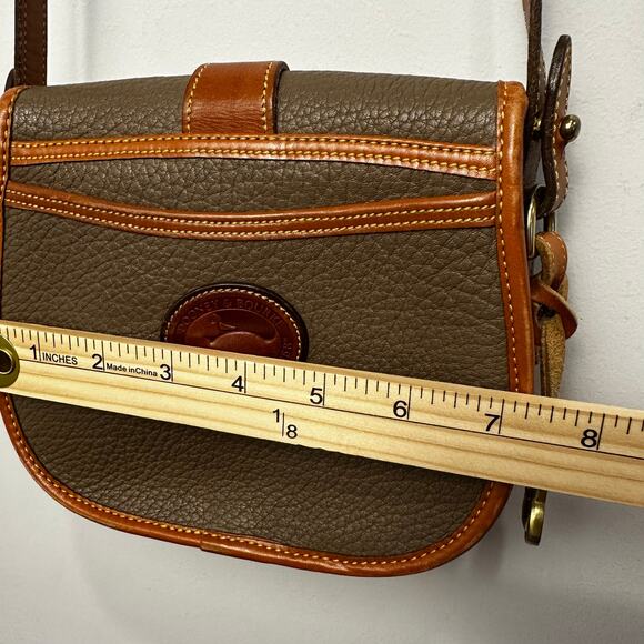 RARE 👜 Dooney & Bourke R51 Marble Bag – British Taupe Crossbody Satchel - Picture 9 of 15